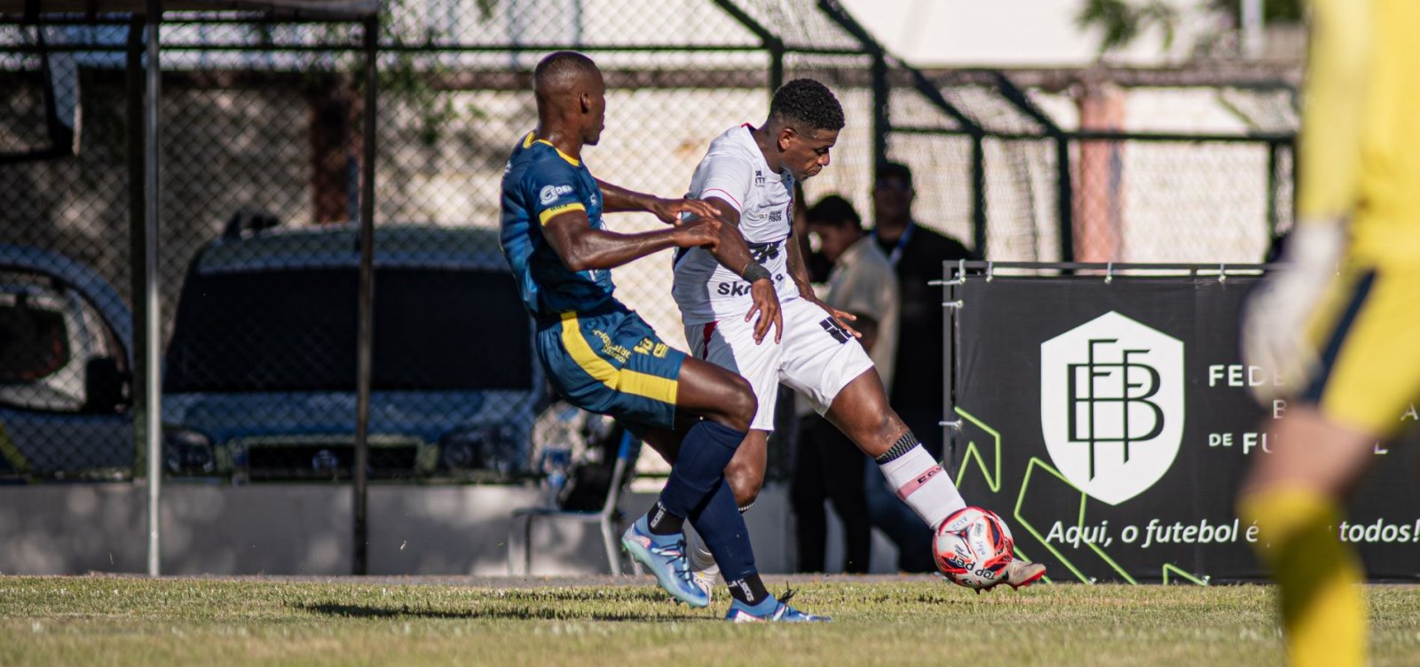 177449em-jogo-de-quatro-gols-jequie-e-vitoria-empatam-no-waldomiro-borges-3